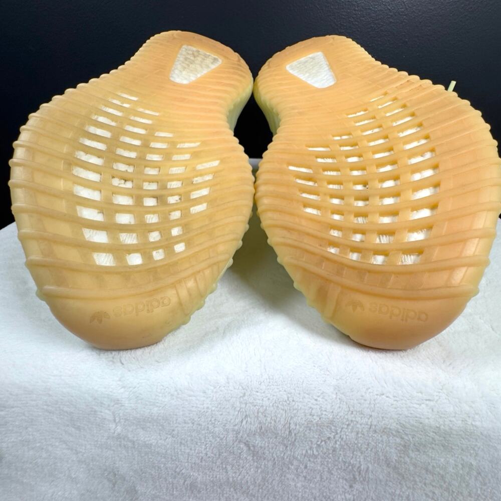 adidas Yeezy Boost 350 V2 “Butter” – F36980 | 10.5M - Picture 12 of 16